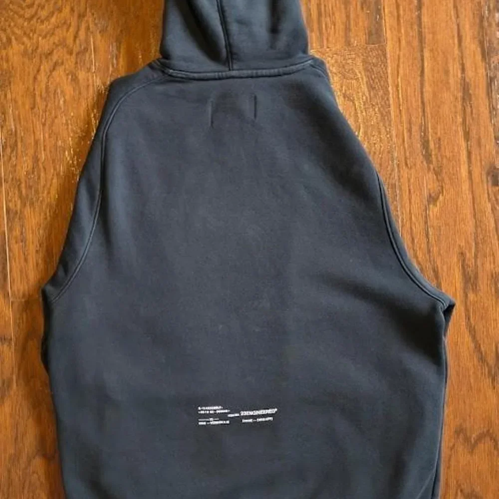 Item DescriptionItem: Men's Pullover Hoodie Brand: Jordan Brand (23 Engineered l